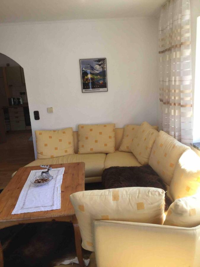 Cosy Apartment Bad Ischl In Quiet Residential Area - Newly Renovated Bagian luar foto