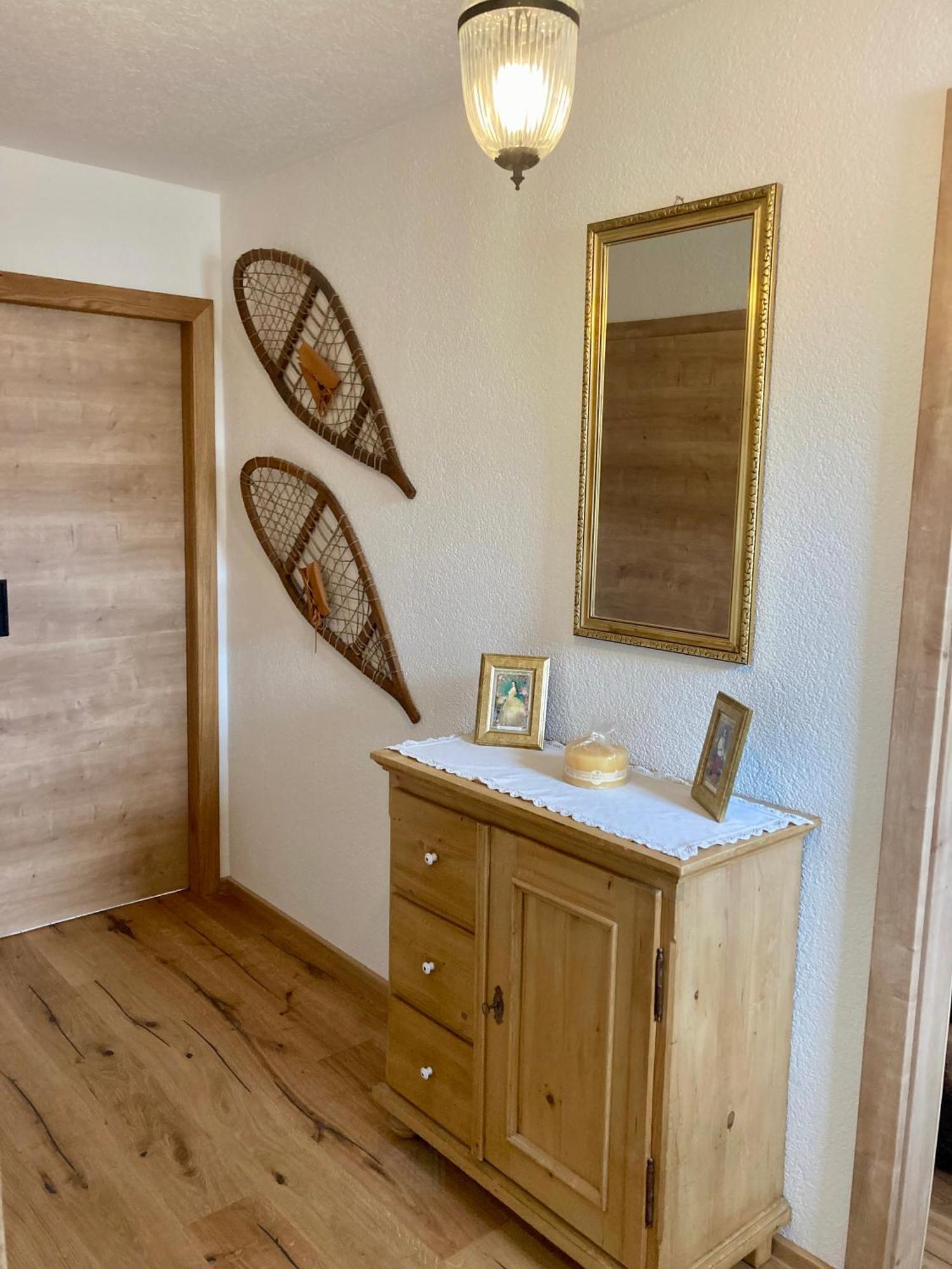 Cosy Apartment Bad Ischl In Quiet Residential Area - Newly Renovated Bagian luar foto